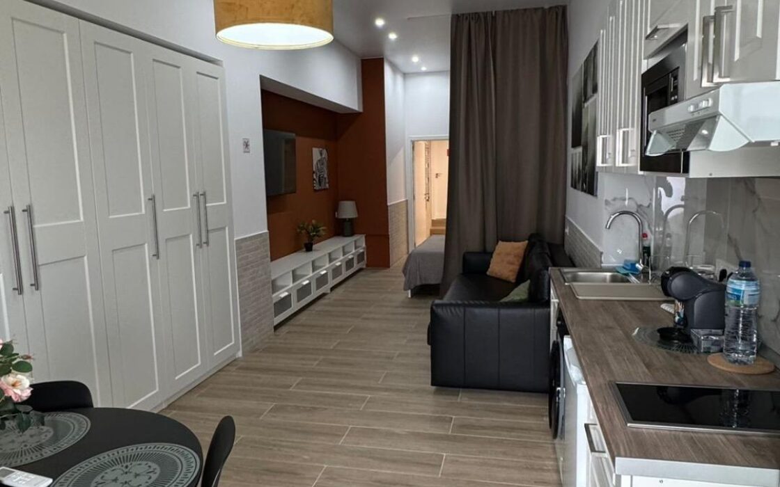 Апартаменты в Валенсии, район Patraix, 50 кв.м, в аренду