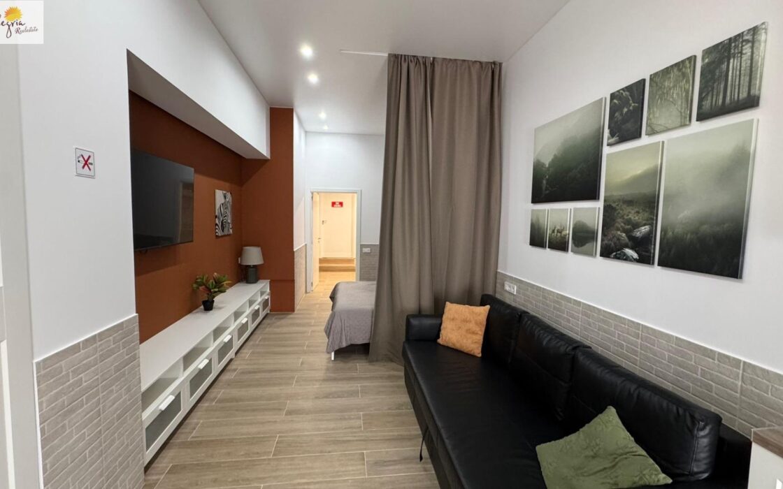 Апартаменты в Валенсии, район Patraix, 50 кв.м, в аренду