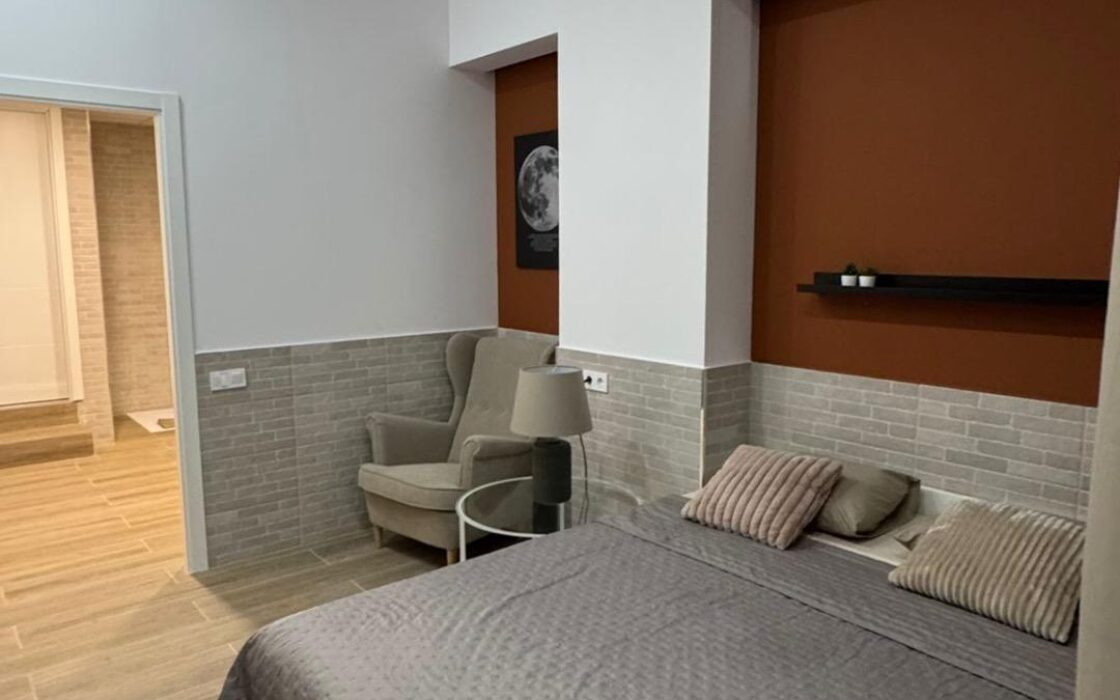 Апартаменты в Валенсии, район Patraix, 50 кв.м, в аренду