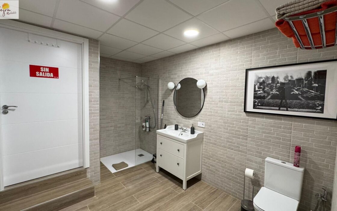 Апартаменты в Валенсии, район Patraix, 50 кв.м, в аренду