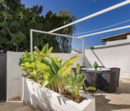 Шикарный таунхаус 76 кв.м с террасой в Марбелье