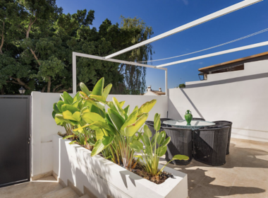 Шикарный таунхаус 76 кв.м с террасой в Марбелье