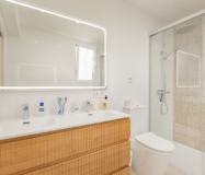 Шикарный таунхаус 76 кв.м с террасой в Марбелье