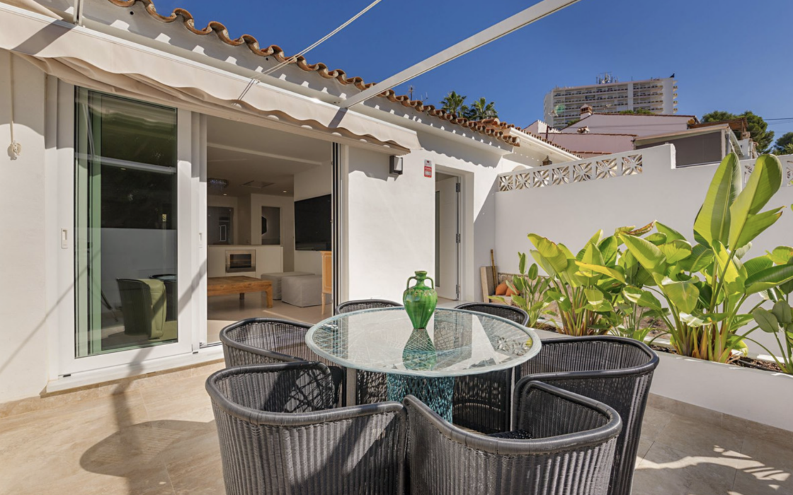 Шикарный таунхаус 76 кв.м с террасой в Марбелье