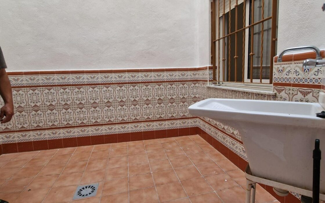 Апартаменты в Торревьехе 70 кв.м с террасой у моря