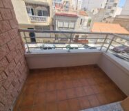 Апартаменты в Торревьехе 70 кв.м с террасой у моря