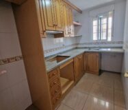 Апартаменты в Торревьехе 70 кв.м с террасой у моря