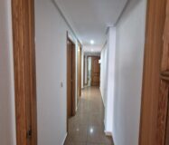 Апартаменты в Торревьехе 70 кв.м с террасой у моря