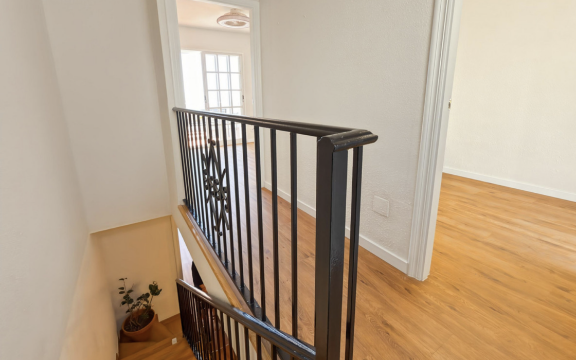 Великолепний таунхаус з терасою та видом на море в Бенальмадені