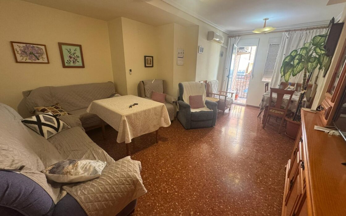 Квартира 101 кв.м в Пуэрто-де-Сагунто 450 м от пляжа