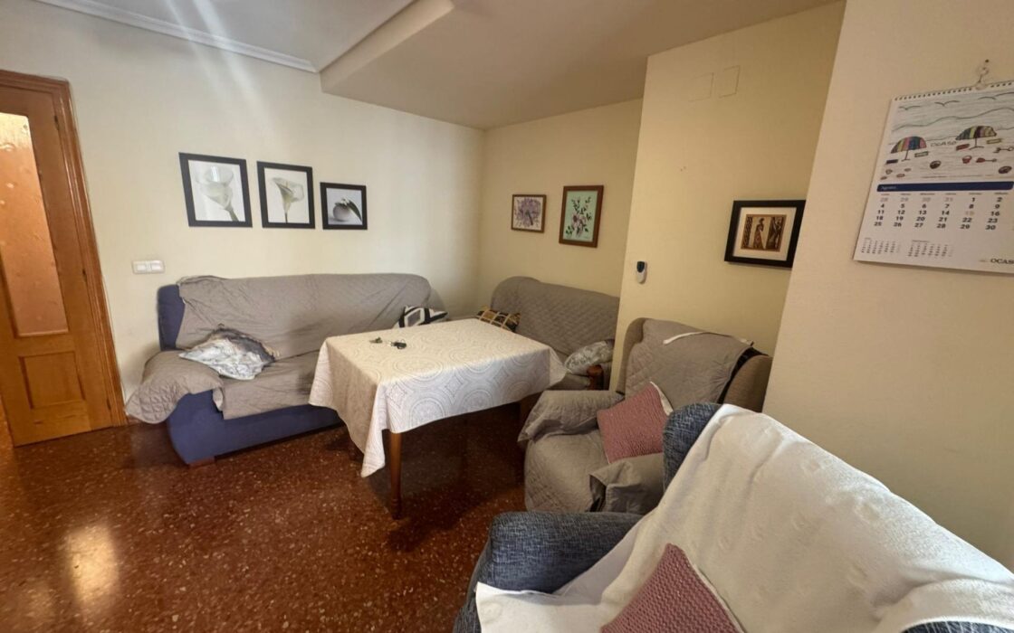 Квартира 101 кв.м в Пуэрто-де-Сагунто 450 м от пляжа