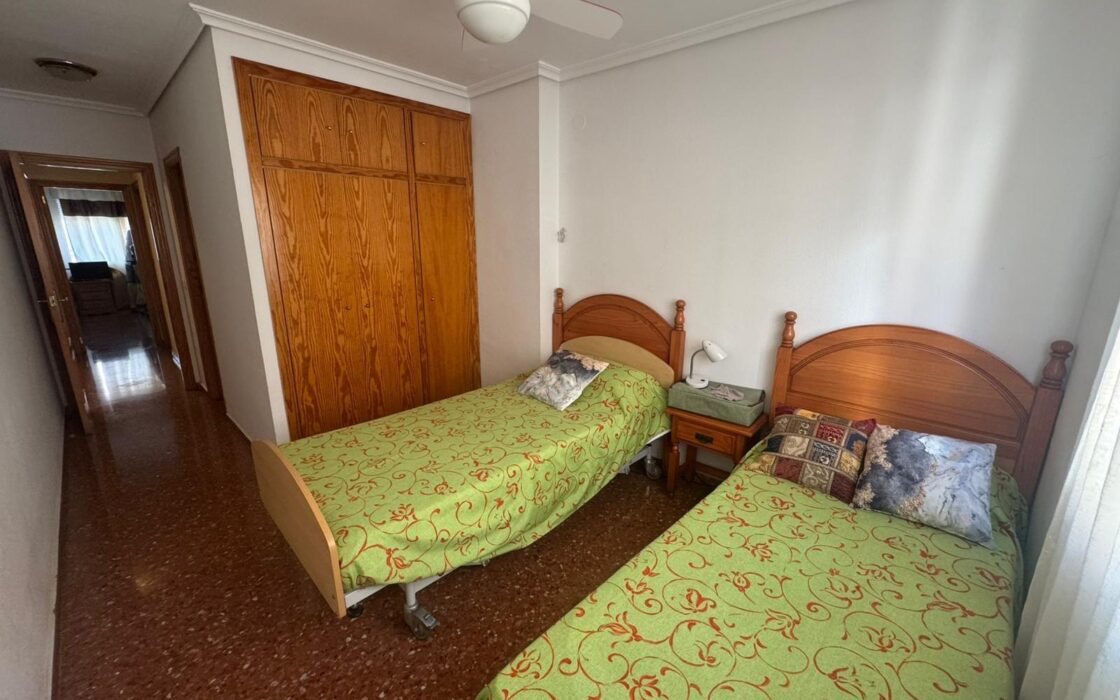 Квартира 101 кв.м в Пуэрто-де-Сагунто 450 м от пляжа