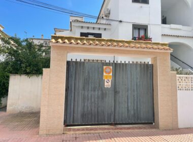 Дуплекс в Торревьехе с террасой и 3 комнатами