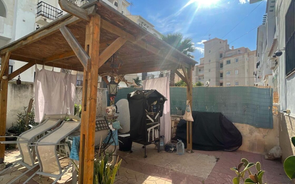 Дуплекс в Торревьехе с террасой и 3 комнатами