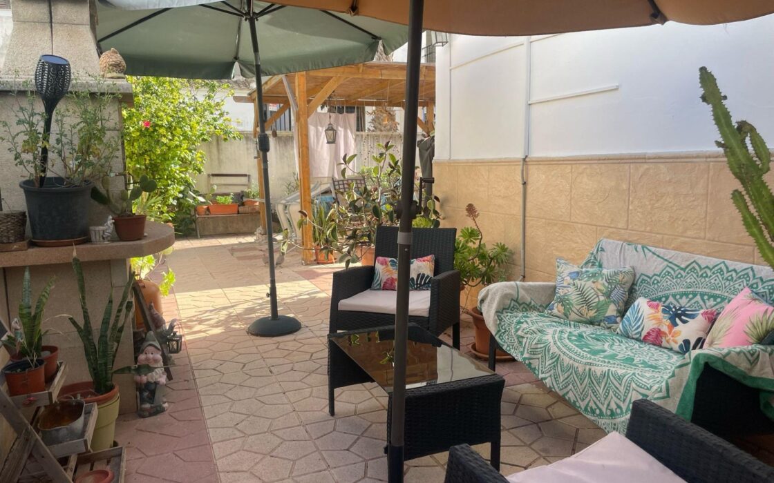 Дуплекс в Торревьехе с террасой и 3 комнатами