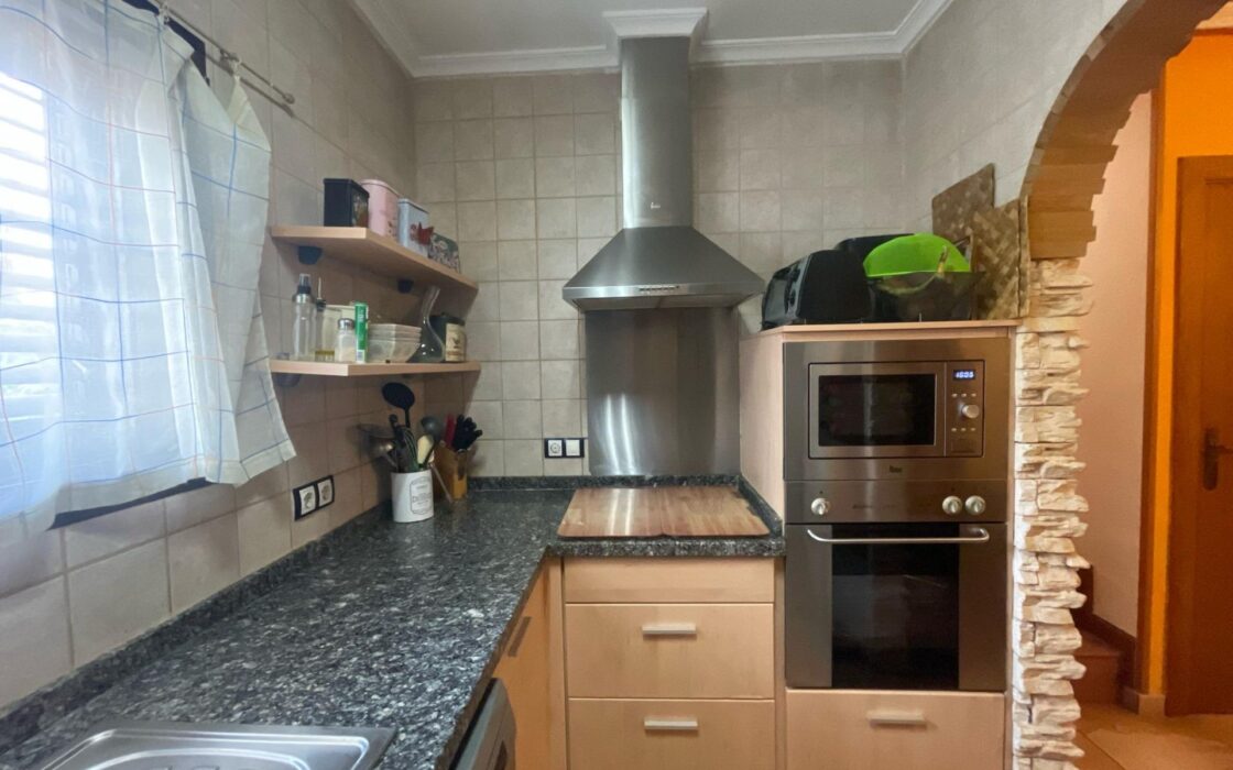 Дуплекс в Торревьехе с террасой и 3 комнатами