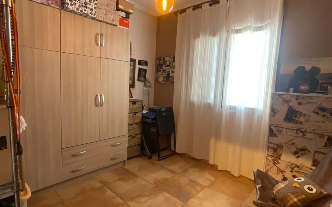 Дуплекс в Торревьехе с террасой и 3 комнатами