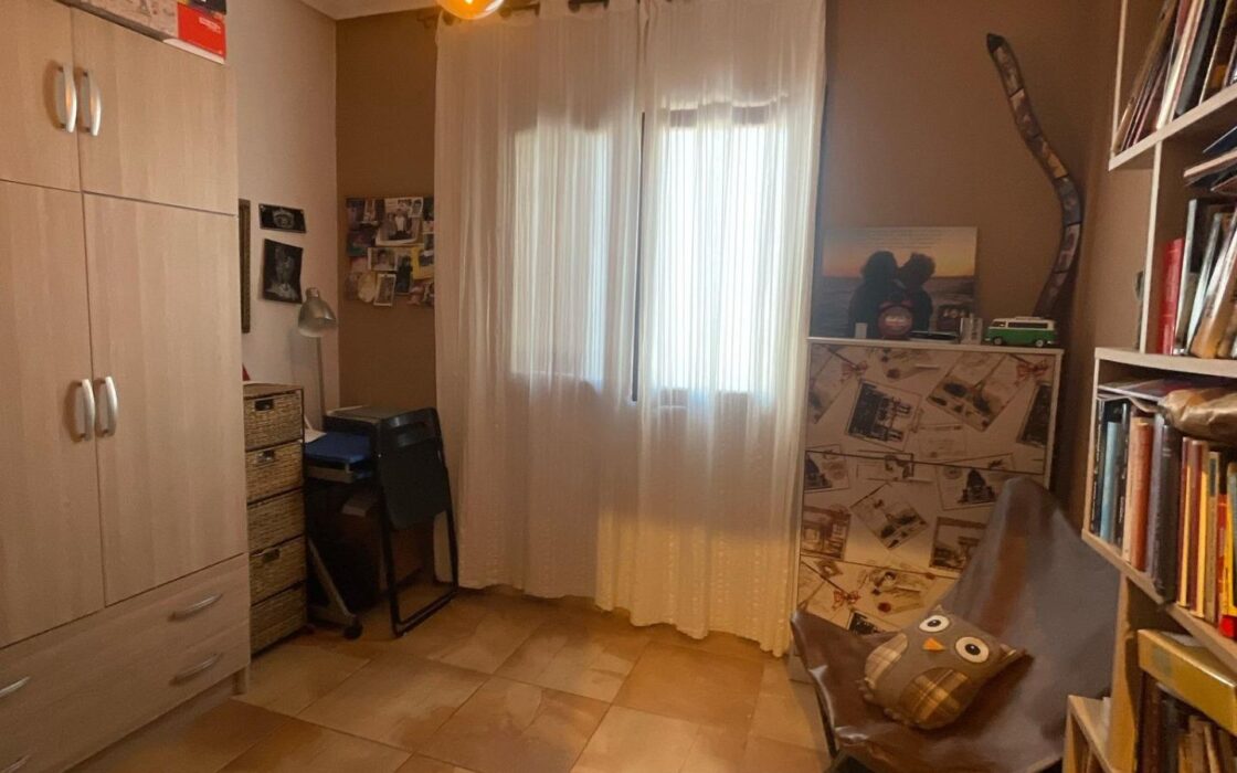 Дуплекс в Торревьехе с террасой и 3 комнатами