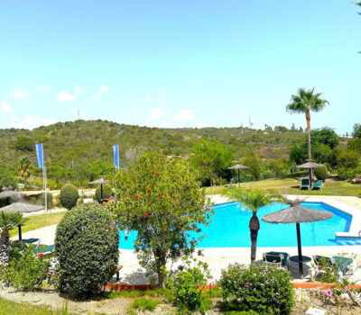 Двоквартирний будинок в Естепоні з терасою та морським видом 148 кв.м