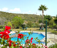 Двоквартирний будинок в Естепоні з терасою та морським видом 148 кв.м