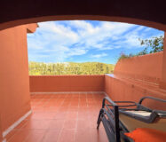 Двоквартирний будинок в Естепоні з терасою та морським видом 148 кв.м