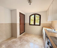 Двоквартирний будинок в Естепоні з терасою та морським видом 148 кв.м