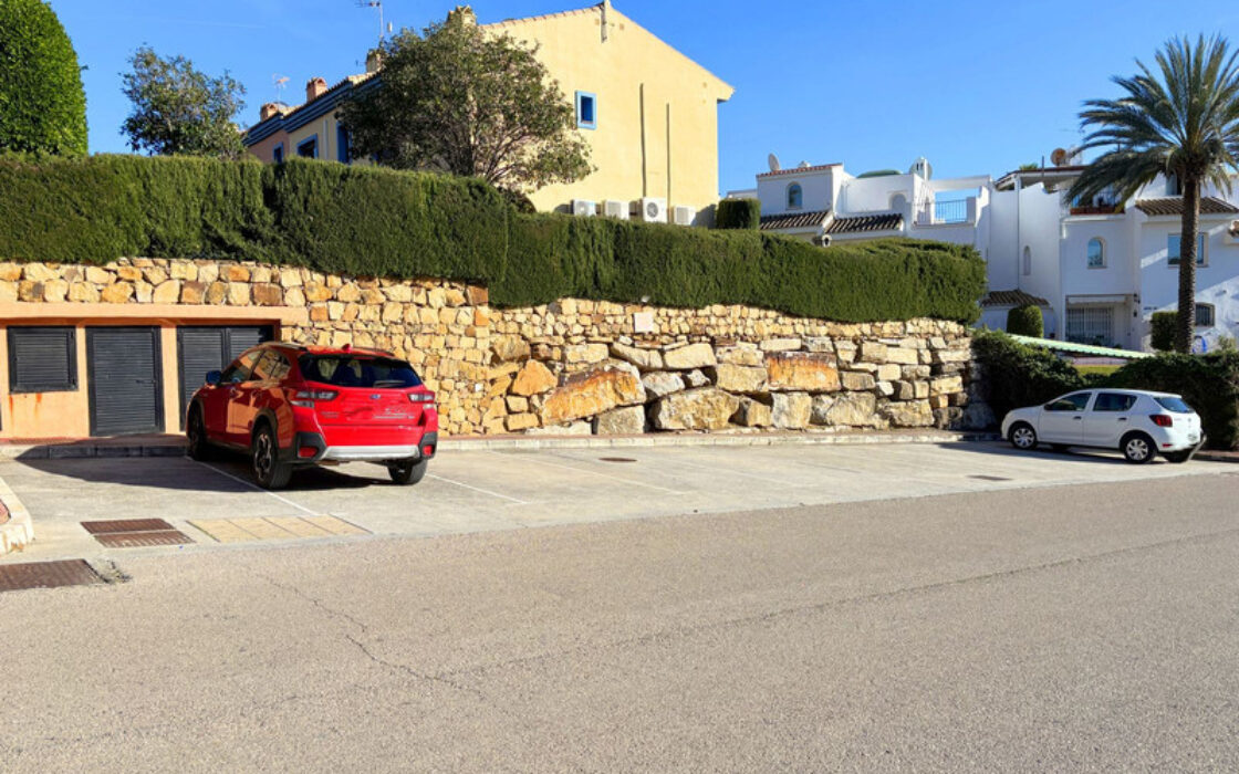 Дом с террасой 140 кв.м у моря на Коста-дель-Соль