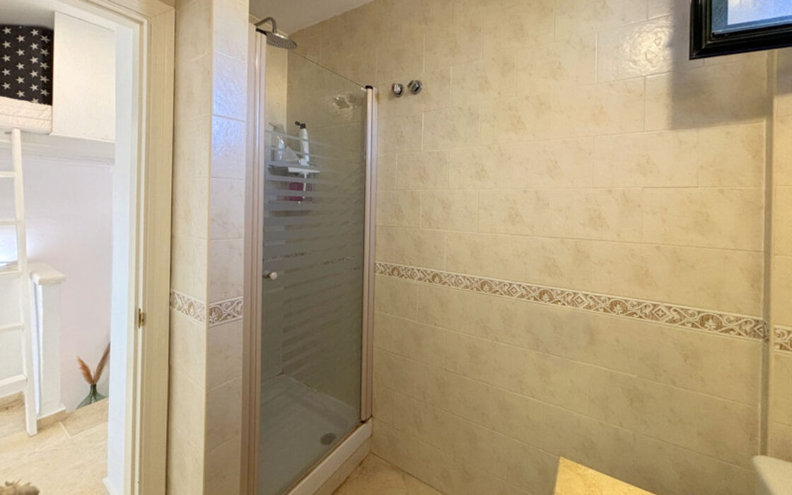 Дом с террасой 140 кв.м у моря на Коста-дель-Соль