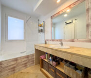 Дом с террасой 140 кв.м у моря на Коста-дель-Соль