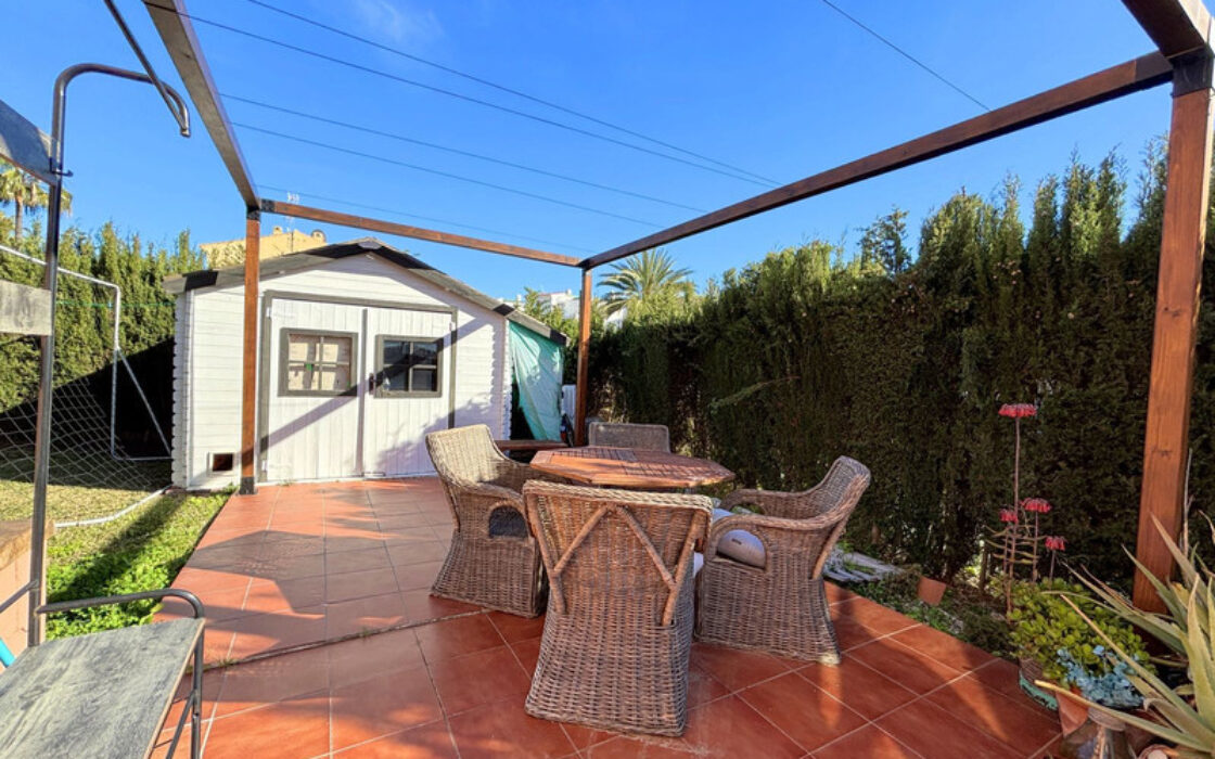 Дом с террасой 140 кв.м у моря на Коста-дель-Соль