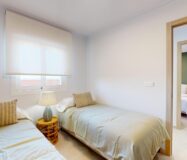 Апартаменты 100 кв.м в Пилар де ла Орадада у моря