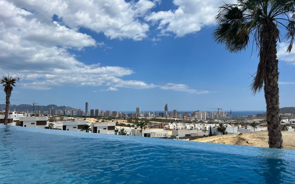 Дуплекс в Финестрате з видом на море, 3 спальні, 250 кв.м