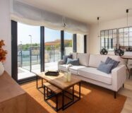 Дуплекс 146 кв.м в Монфорте-дель-Сид с террасой у моря