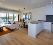 Дуплекс 146 кв.м в Монфорте-дель-Сид с террасой у моря