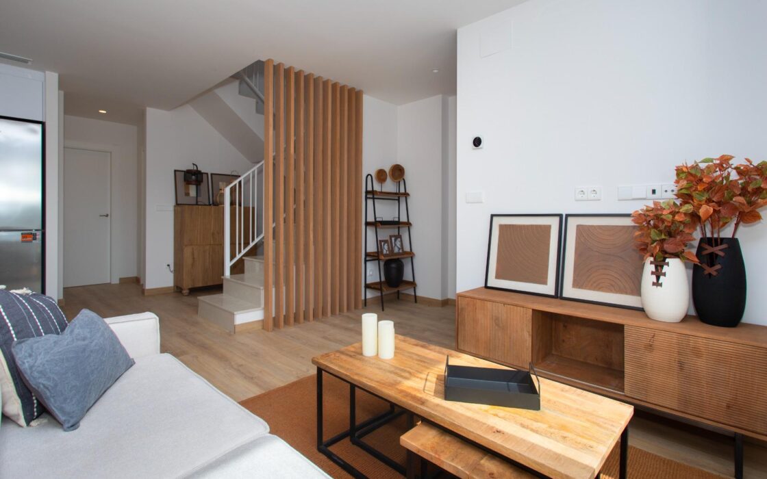 Дуплекс 146 кв.м в Монфорте-дель-Сид с террасой у моря