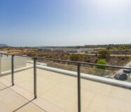 Дуплекс 146 кв.м в Монфорте-дель-Сид с террасой у моря