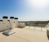 Дуплекс 146 кв.м в Монфорте-дель-Сид с террасой у моря