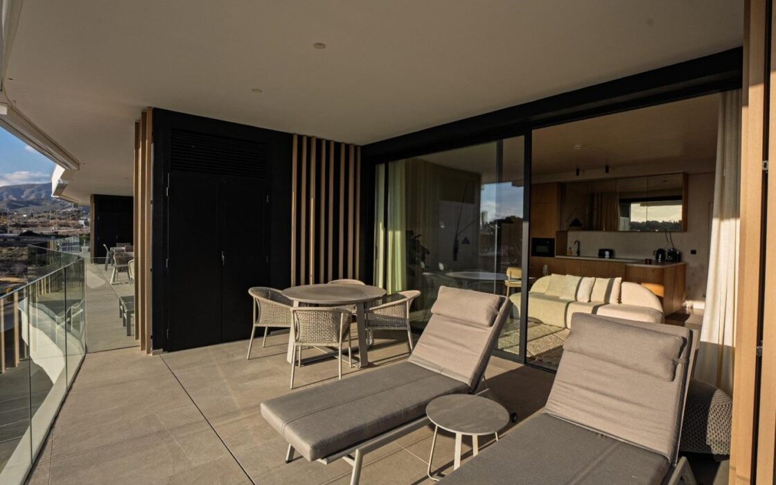 Квартира у моря в Playa del Torres 102 кв.м с террасой