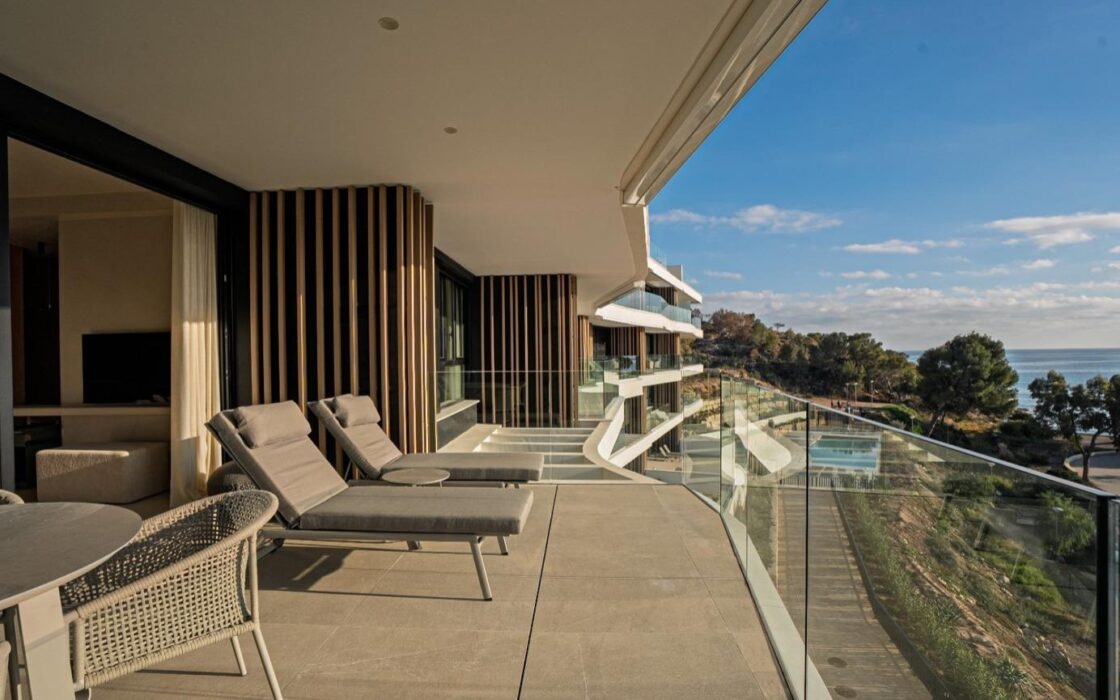 Квартира у моря в Playa del Torres 102 кв.м с террасой