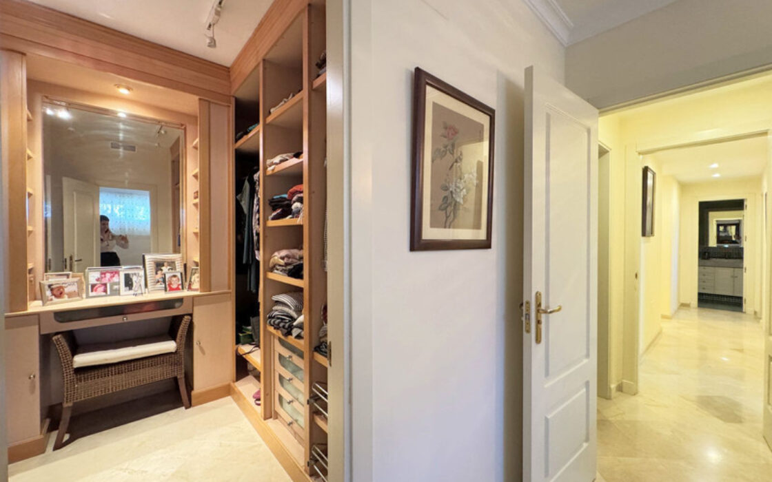 Дуплекс в Касаресе с панорамным видом на море, 270 кв.м