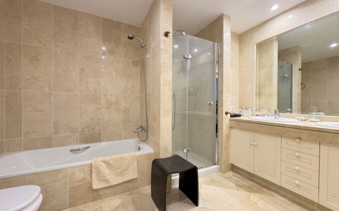 Дуплекс в Касаресе с панорамным видом на море, 270 кв.м