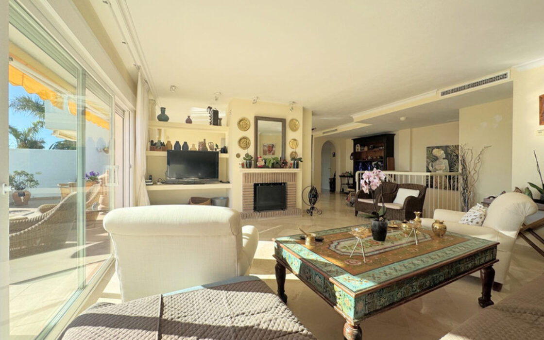 Дуплекс в Касаресе с панорамным видом на море, 270 кв.м