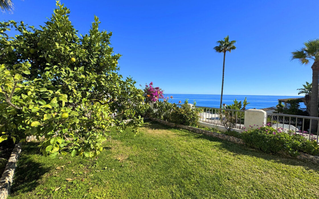 Дуплекс в Касаресе с панорамным видом на море, 270 кв.м