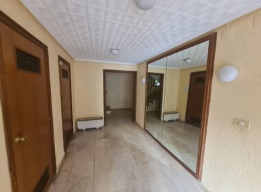 Апартаменти 148 кв.м з терасою в Аліканте