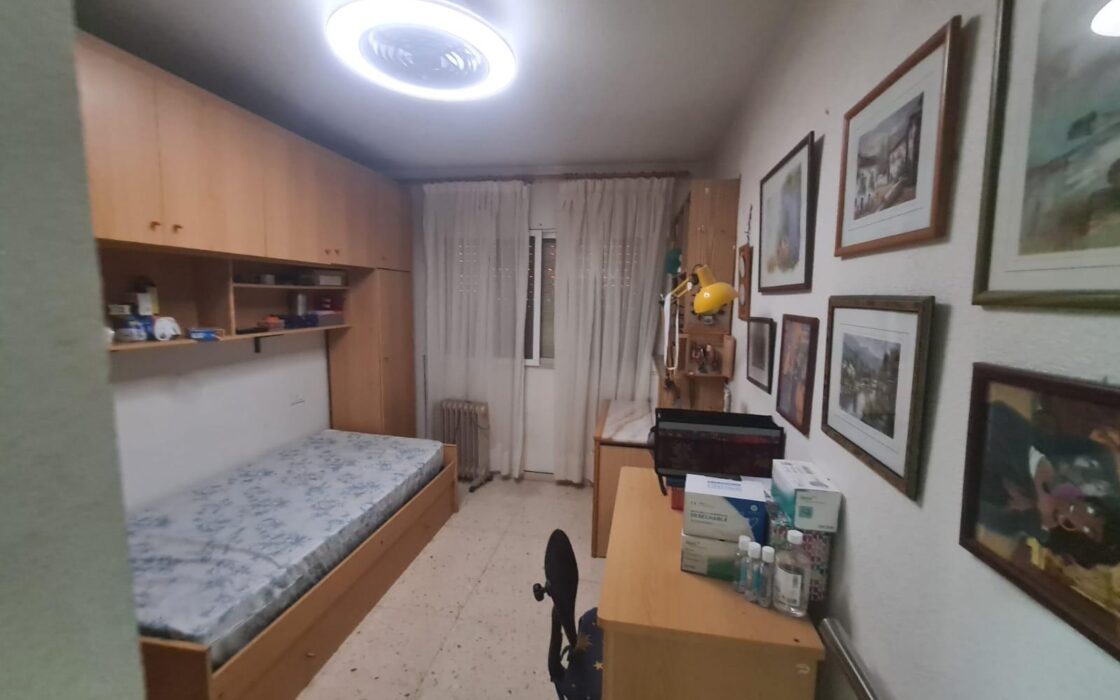 Апартаменты 148 кв.м с террасой в Аликанте