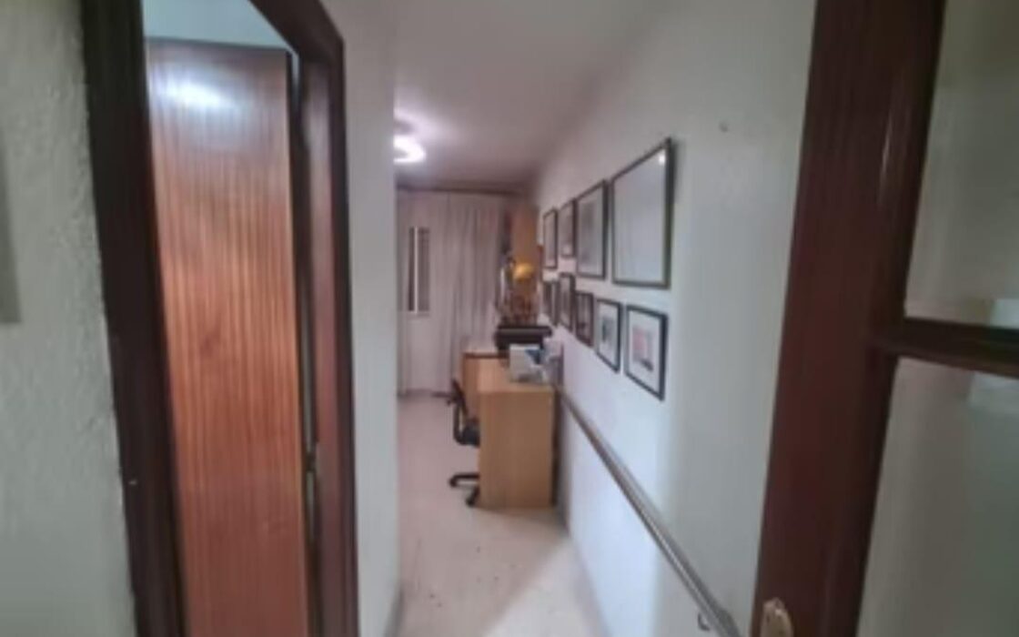 Апартаменты 148 кв.м с террасой в Аликанте