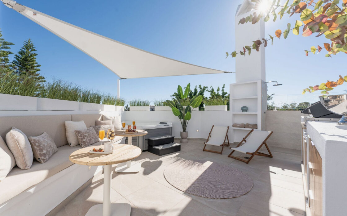 Роскошная квартира с террасой в Марбелье 235 кв.м