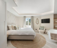 Роскошная квартира с террасой в Марбелье 235 кв.м