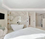 Роскошная квартира с террасой в Марбелье 235 кв.м