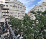 Квартира 129 кв.м с 4 спальнями в центре Валенсии